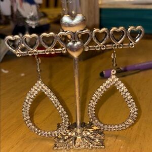 Elegant silver  Heart Earring Stand and earrings